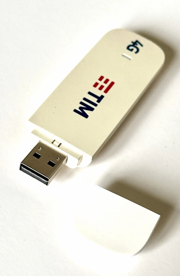 Chiavetta Internet 4G LTE TIM MODEM USB IK40V ALCATEL con vano memoria microSD - Immagine 1 di 4