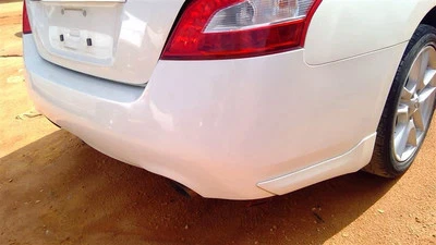 Parachoques trasero compatible con Nissan Máxima 09-14 OEM Foto 1 de 4