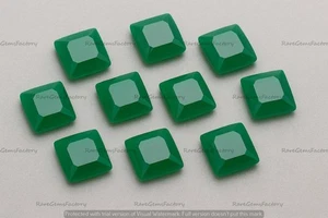 Natürlicher grüner Onyx Edelstein im Quadratschliff für hellen eleganten handgefertigten Schmuck - Bild 1 von 9