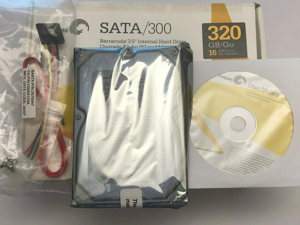 NEW SEALED BOX Seagate 320GB  ST3320620AS FW 3.AAE SATA 3.5 HDD 16MB SATA II - Image 1 of 1