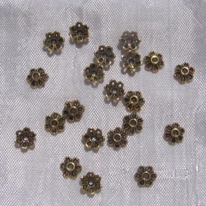 Lot de 100 coupelles 6mm perles intercalaires en metal doré 6mm x 2mm *O190 - Picture 1 of 2