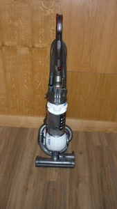 Dyson DC25 I vacuum, new brushbar & Backhose 6 mths wty (121) - Picture 1 of 9