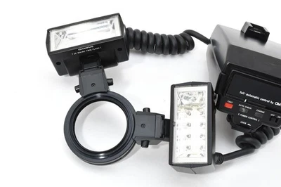 Olympus T28 Macro Twin Flash Anello Set per OM-2 Film Fotocamera [ Quasi Mint ] - image 1 of 4