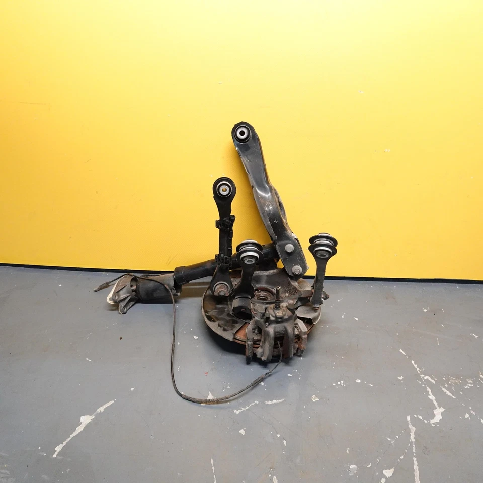 Conjunto de brazo de eje de suspensión trasera derecha OEM BMW 435i F32 F33 F36 2014-2018 Foto 1 de 4