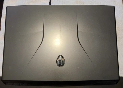 Alienware M17x R3 I7 20GB RAM  1TB Hard-drive AMD Radeon HD 6800M - Image 1 of 4