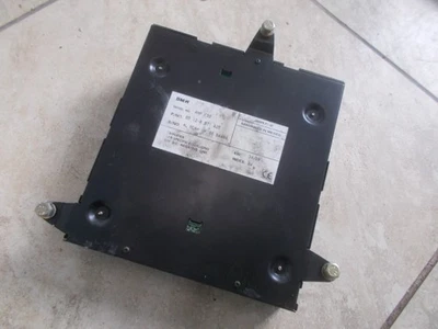 Amplificador estéreo montado en maletero BMW 528 E39 sedán 97 98 99 00 usado OEM amplificador Foto 1 de 3