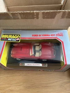 Burago 1/24 Scale Diecast Metal Ford AC Cobra 427 (1965) - Picture 1 of 2