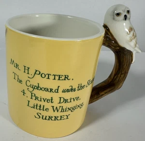 Harry Potter Hogwarts Schrank unter der Treppe Hagrid Eule Becher - Bild 1 von 6