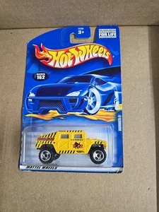 Hot Wheels Yellow Hummer 1:64 Diecast Collector #162 New 2001 - Picture 1 of 1