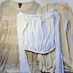 3 Tops Dame XS: Chico's Travelers Collection Glitzer, Polo Crop, Bananenrepublik - Bild 1 von 22