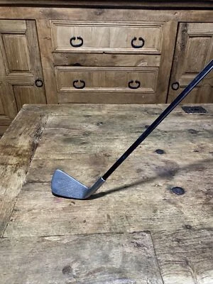 Daiwa GC Hi-Trac Plus 4 Iron  /  RH  /  Stiff Graphite ~40"  Expanded Sweet Spot - Image 1 of 4