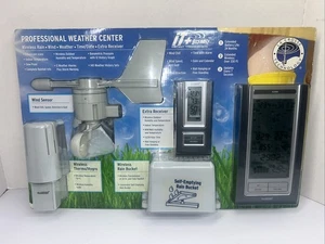 La Crosse Professional Weather Center:  Model COMBO10-IT, 915MHZ Wireless Rain - Picture 1 of 3