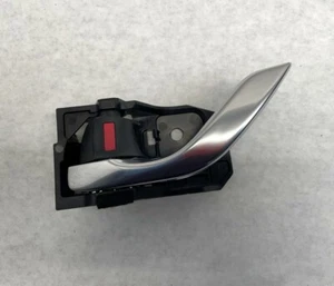 2013-2015 Mazda 6 LEFT REAR INTERIOR DOOR HANDLE OEM - Bild 1 von 10