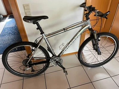 Mountainbike 26 zoll, 44er Rahmen, Shimano XT, silber, sehr guter Zustand ! - Bild 1 von 4