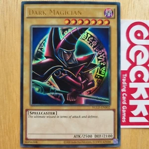 Dark Magician YGLD-ENB02 ¡Ultra Raro Ilimitado (Nuevo/Como Nuevo) Arcanos Rojos Arte de Anime! - Imagen 1 de 2