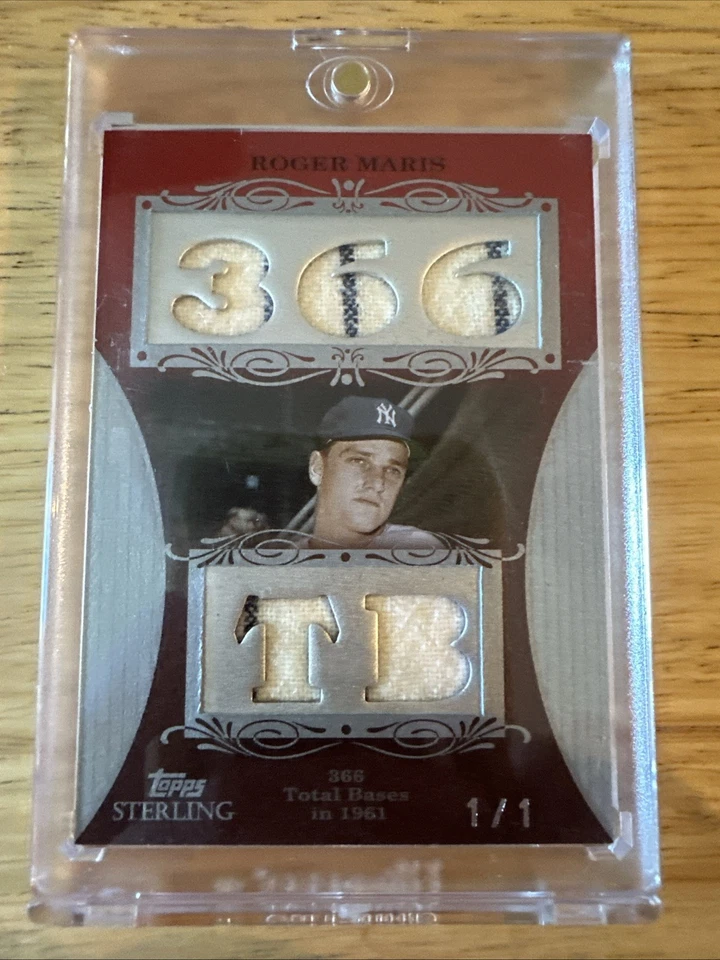 2008 Topps Sterling Roger Maris 1/1 366 Total Bases In 1961 Dual 2 Color Relic - Image 1 of 2