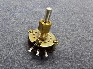 Sansui QR-4500 Receiver Part - Front Speaker Selector Rotary Switch - Picture 1 of 8