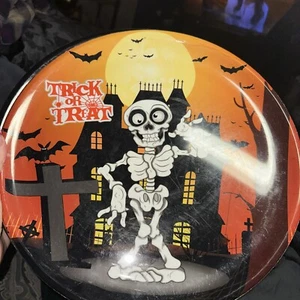 Albertsons Round Halloween Trays Lot If 2 - Picture 1 of 4