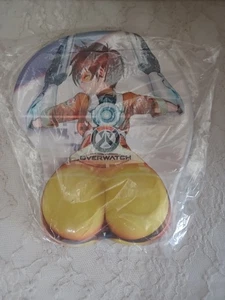 3D BUTT WRIST REST MOUSE GAME PAD OVERWATCH TRACER - Picture 1 of 4