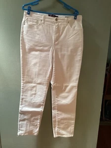 Gloria Vanderbilt Womens Amanda Jeans Size 12 White 5 Pockets - Picture 1 of 3
