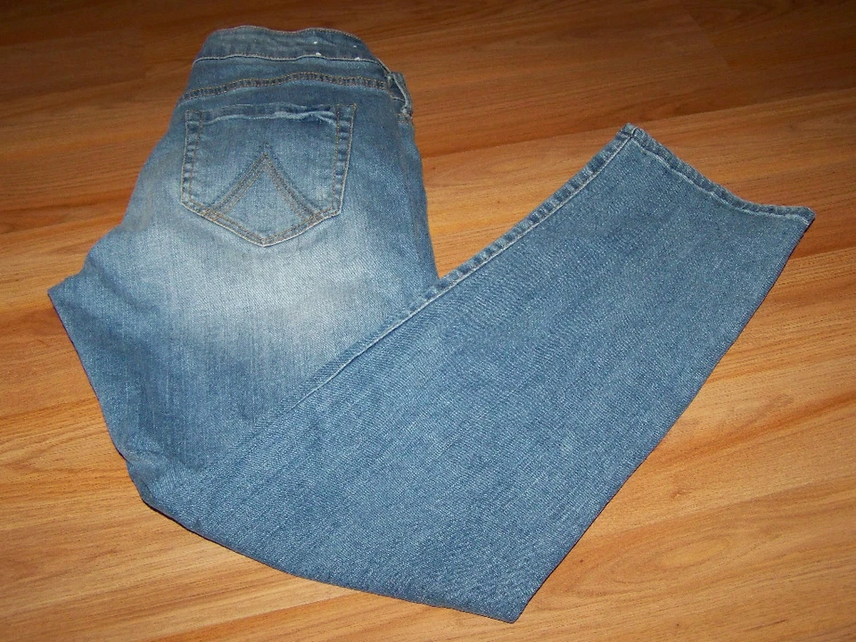 Size 9-10 Delias Denim Blue Jeans Distressed 30" Inseam dELiA*s EUC - Image 1 of 4