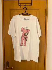 KAWS T-shirt XL White Cotton Print Character Graphic - Picture 1 of 3
