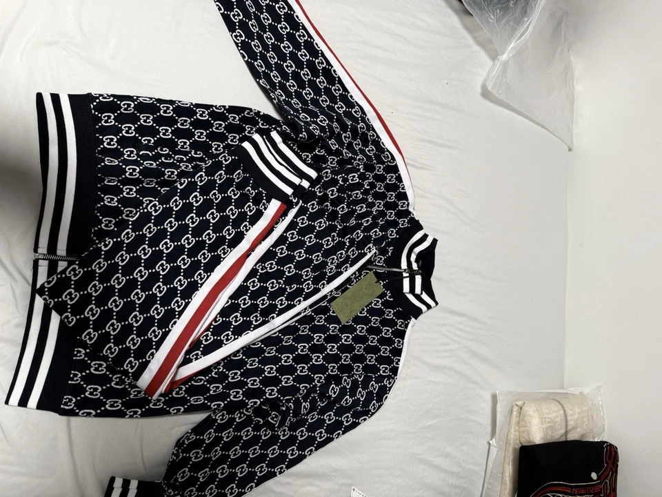 Christian Dior Gucci CHANEL Conjunto de 3 Piezas Falda, Blusa, Pantalones para Mujer Foto 1 de 1