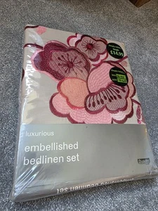 Single Bed Duvet Cover and Pillowcase Set - Picture 1 of 5