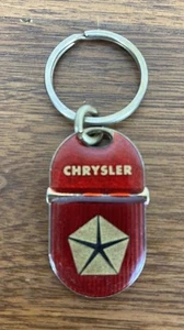 Llavero de metal Chrysler esmaltado de colección coches automóvil coleccionable - Imagen 1 de 7