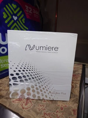 Numiere Plus Tightening Sculpting  Wrinkle Reducing Device Gel - Image 1 of 4