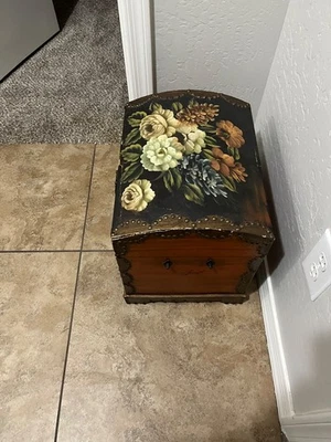 cofre floral vintage Foto 1 de 4
