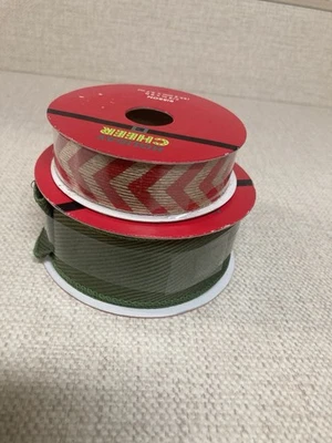 Lote de 2 rolos de fita de Natal nova da marca Jo-Ann - Imagem 1 de 4