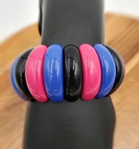Vintage Avon Stretch Lucite Bracelet 80's Bold Black Blue Fuchsia 1.5" Wide - Picture 1 of 6