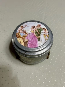 Falta espejo caja de música vintage de metal de aluminio de los años 40 (SKU/C-18) - Imagen 1 de 4