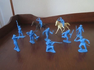 Marx Vintage Fort Apace/Alamo Pioneers Defenders Medium Blue Mold Shot 2 Horses - Picture 1 of 2