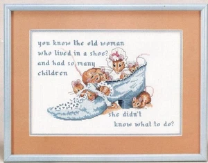 The Old Woman Who Lived in a Shoe by Green Apple Co. cross stitch pattern - Picture 1 of 1