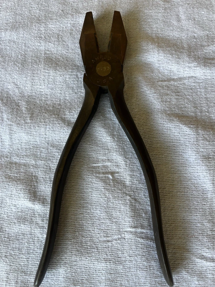 Ampco P-35 Lineman Pliers 8” - Image 1 of 4
