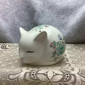 Vintage Sleeping Cat Potpourri/Pomander/Powder Holder Floral Design - Picture 1 of 7