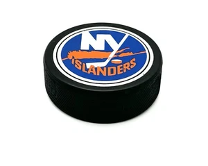 NEW YORK ISLANDERS NHL HOCKEY PUCK NHL SHIELD REVERSE MADE IN CANADA ๐จ๐ฆ NY - Picture 1 of 8