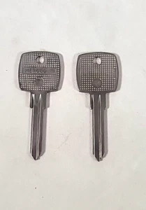 VINTAGE IGNITION MERCEDES MB34 AUTO KEY BLANK - Picture 1 of 1