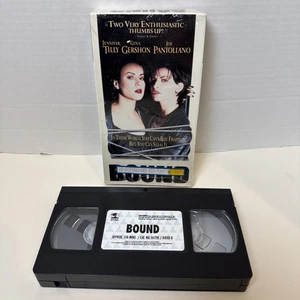 Bound 1997 VHS Starring Jennifer Tilly, Gina Gershon, Joe Pantoliano, Wachowski - Imagen 1 de 6