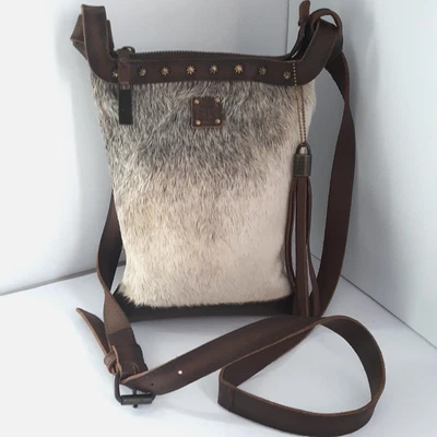 Bolso Bandolera Occidental STS Ranchwear Cuero Piel de Vaca Cabello Bovino Borla Vaquera Foto 1 de 4