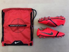 Phantom Venom Pro FG Zwart Goud Schoenen