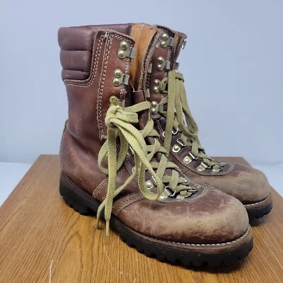 BOTAS DE COLECCIÓN MARRÓN MONTBLANC CON CORDONES MONTAÑA SENDERISMO RUTA JEFE TALLA 8.5 D USADAS EN EXCELENTE ESTADO Foto 1 de 4