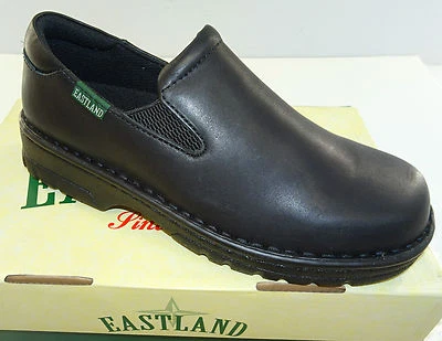 Zapato sin cordones Eastland 'Newport' para mujer de cuero negro 3181 NUEVO mediano y ancho Foto 1 de 4