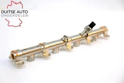 Distribuidor de combustible de un Audi RS6 Foto 1 de 4