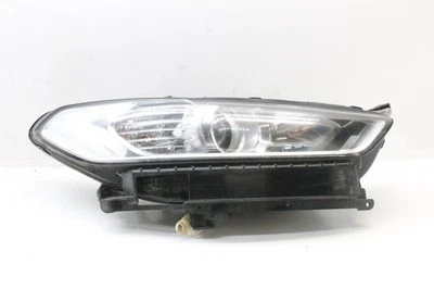 Faro Anteriore Destro Ford Mondeo V Hatchback DS73-13WO29-FC 2.0 Diesel 2016 RHD Foto 1 de 4
