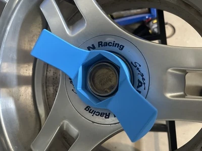 Llave inglesa para herramienta Advan Super SA3R tapa central Foto 1 de 4