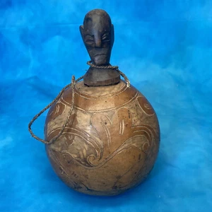 Vintage Hand Carved Scrimshaw Gourd Canteen - Picture 1 of 5