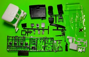 Mack DM800 Heavy Duty 1/25 cab body glass chrome parts interior seat rig tractor - Picture 1 of 8